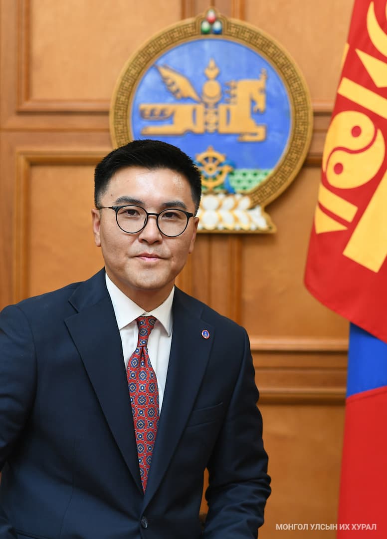 Чулуунбилэгийн Лодойсамбуугийн албан хөрөг